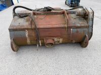 BOBCAT 600 MIXER BUCKET - 9