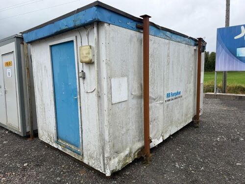 APPROX. 16FT X 8FT MALE/FEMALE TOILET BLOCK