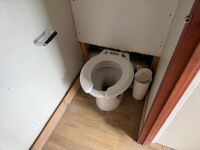 APPROX. 16FT X 8FT MALE/FEMALE TOILET BLOCK - 11
