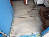 APPROX. 16FT X 8FT MALE/FEMALE TOILET BLOCK - 35