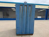 APPROX. 4FT X 4FT SINGLE MAINS TOILET&nbsp; - 4