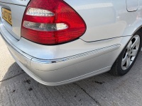 MERCEDES-BENZ E CLASS E320 3.2 CDI AVANTGARDE AUTOMATIC - 23