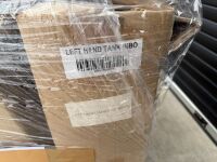 PALLET TO INC. ASSORTMENT OF TOILETS - 5