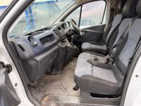 VAUXHALL VIVARO 2700 L1 H1 1.6 CDTI 115PS - 10