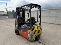 TOYOTA E20T 2 TON BATTERY OPERATED FORKLIFT - 3