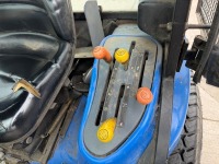 NEW HOLLAND TC27D 4WD DIESEL COMPACT TRACTOR&nbsp;&nbsp; - 22