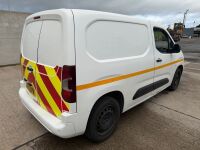 VAUXHALL COMBO 2000 SPORTIVE CARGO L1 H1 1.6 TURBO D 100PS - 19
