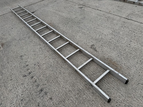 14 TREAD ALUMINIUM SINGLE LADDER
