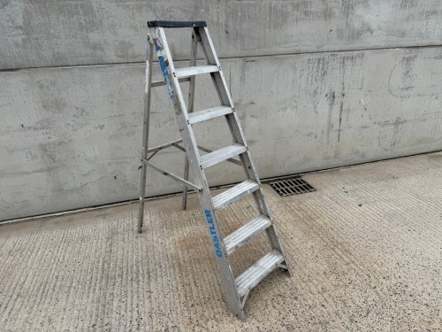 7 TREAD ALUMINIUM STEP LADDER&nbsp;