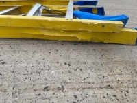10 TREAD FIBREGLASS STEP LADDER - 3