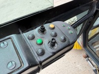 SCHMIDT COMPACT SWINGO 200 5 TON ROAD LEGAL SWEEPER - 13