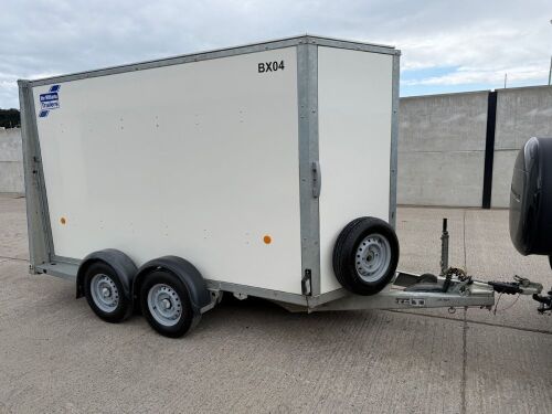 IFOR WILLIAMS BV105G 2700KGS TWIN AXLE BOX TRAILER