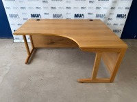 APPROX. 1600mm RIGHT HAND CORNER DESK