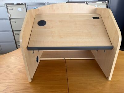 UNUSED WONDERWALL TABLETOP FOLD AWAY LACTERN