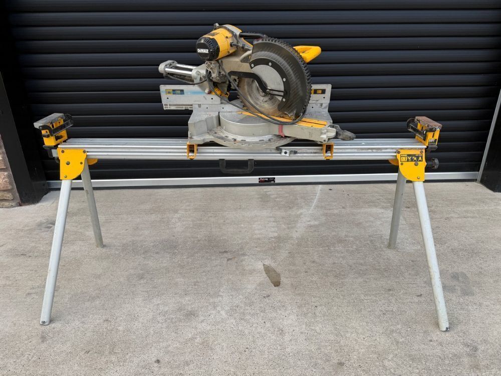 DEWALT DWS780 110v SLIDING ARM MITRE SAW & STAND