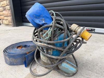 110v SUBMERSIBLE WATER PUMP & HOSE