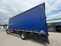 MERCEDES ATEGO 1824 BLUETEC 5 18 TON 4x2 CURTAINSIDER&nbsp;ON AIR - 12