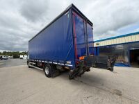 MERCEDES ATEGO 1824 BLUETEC 5 18 TON 4x2 CURTAINSIDER&nbsp;ON AIR - 21