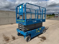 GENIE GS-2646 26FT BATTERY OPERATED SCISSOR LIFT