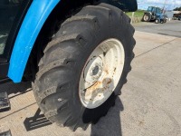 FORD NEW HOLLAND 5640 2WD TRACTOR - 19