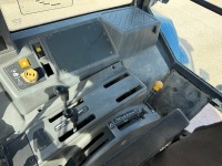 FORD NEW HOLLAND 5640 2WD TRACTOR - 25