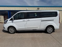 FORD TOURNEO CUSTOM 310 L2 2.0 ECOBLUE 130PS 9 SEATER MINI BUS - 10