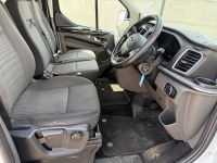 FORD TOURNEO CUSTOM 310 L2 2.0 ECOBLUE 130PS 9 SEATER MINI BUS - 26