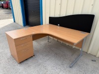 APPROX. 1600mm LEFT HAND CORNER DESK & DESK HIGH PEDESTAL
