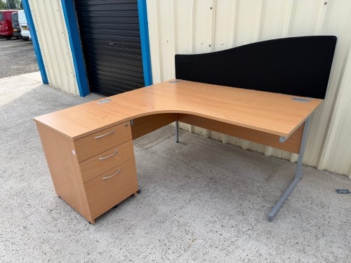 APPROX. 1600mm LEFT HAND CORNER DESK & DESK HIGH PEDESTAL