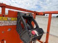 JLG 2632ES 26FT BATTERY OPERATED SCISOR LIFT - 17
