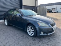 LEXUS IS 220D SE-I 4DR SALOON - 3