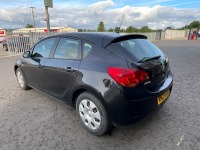 VAUXHALL ASTRA EXCLUSIVE 1.7 CDTI 16V ECOFLEX - 11