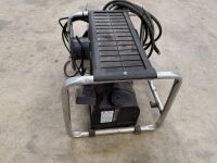 EARLEX 240V STEAM MASTER WALLPAPER STRIPPER - 2