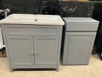 APPROX. 000 CLASSICAL STYLE FLOOR STANDING 2 DOOR UNIT & BASIN