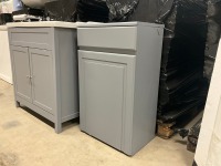 APPROX. 000 CLASSICAL STYLE FLOOR STANDING 2 DOOR UNIT & BASIN - 4