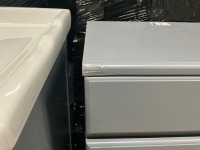 APPROX. 000 CLASSICAL STYLE FLOOR STANDING 2 DOOR UNIT & BASIN - 6