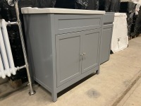 APPROX. 000 CLASSICAL STYLE FLOOR STANDING 2 DOOR UNIT & BASIN - 8