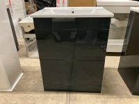 APPROX. 620 FLOOR STANDING VANITY UNIT & BASIN