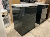APPROX. 620 FLOOR STANDING VANITY UNIT & BASIN - 5