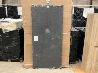 APPROX. 17 x 9 TRAY & 1200 x 900 WET ROOM SCREEN