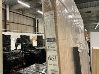APPROX. 17 x 9 TRAY & 1200 x 900 WET ROOM SCREEN - 6