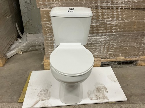 TOILET WITH SEAT
