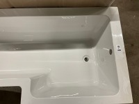 BATH & SQUARE SHOWER BATH SCREEN WITH FIXED RETURN - 9