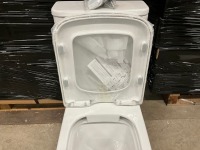 TOILET - 4