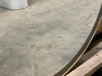 APPROX. 600mm ROUND BRASS FRAME MIRROR WITH COLOUR CHANGE - 3