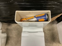 TOILET - 2