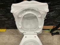 Legend Traditional Close Coupled Toilet with Soft Close Seat - 7