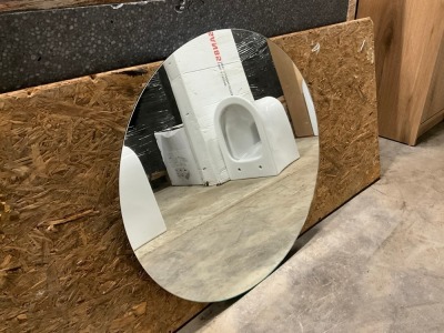 APPROX. 600mm SOLERO ROUND BATTERY OPERATED LED MIRROR