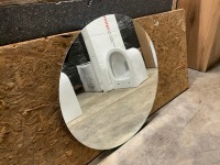 Battery Powered 600mm Round LED Mirror (Requires 8 x AA Batteries)