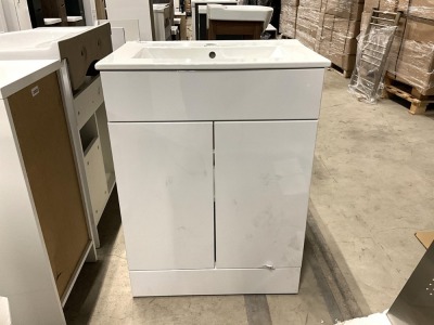 FLOOR STANDING VANITY UNIT & BASIN